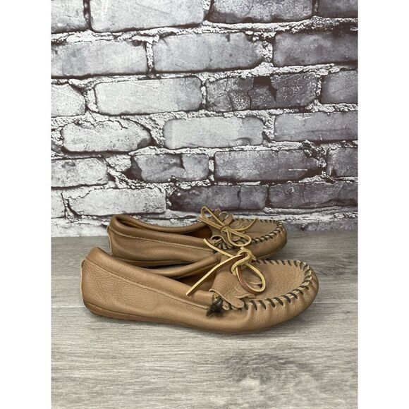 Minnetonka Moccasins Brown Leather Driving Moccasin Loafers Women Sz 6M US/36EU - Picture 1 of 16